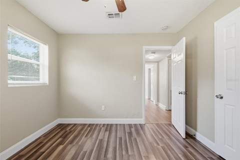4302 Meadowbrook Avenue, Orlando FL - photo 23 of 36
