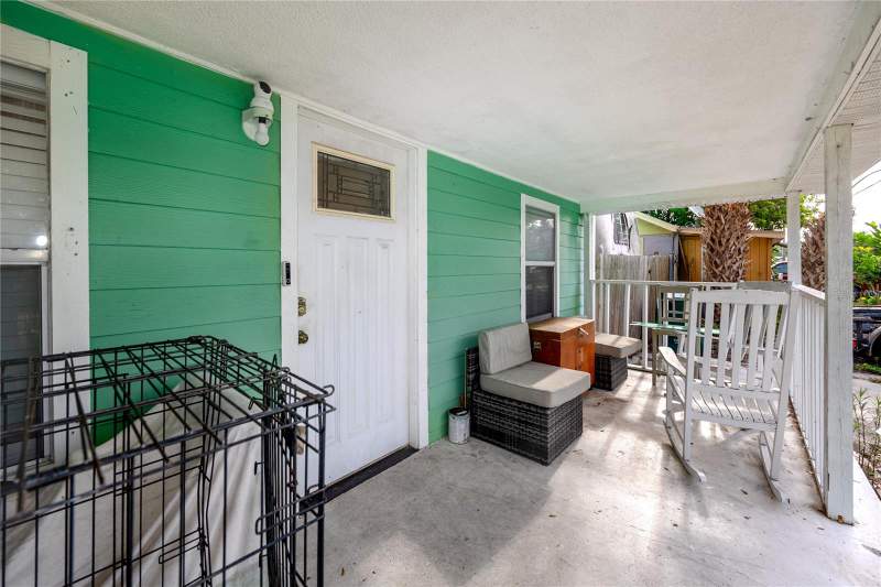 3 bedroom Single Family Residence at 1250 Lakeview Road, Oakland Heights, Clearwater — photo 2