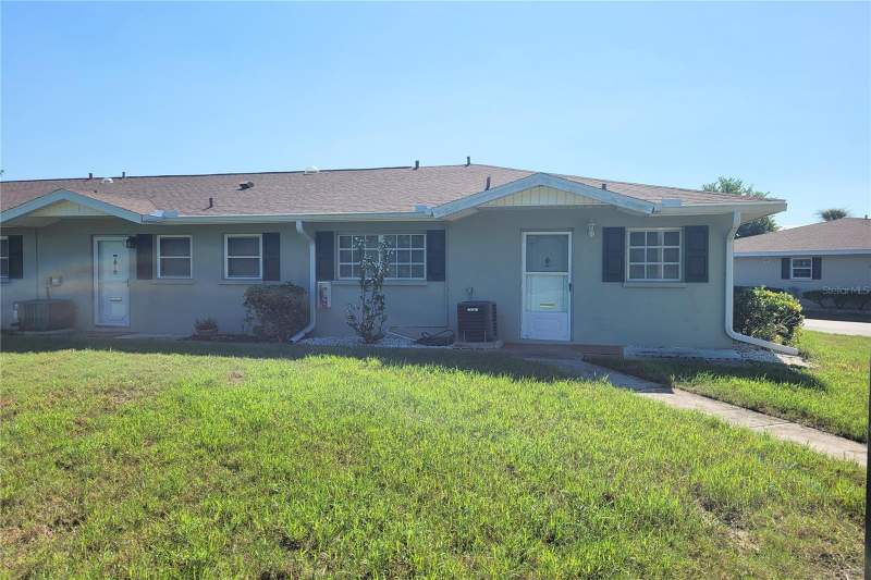2 bedroom Villa at 2609 Golf Course Drive #403, Rolling Green Glf Village III, Sarasota — photo 2