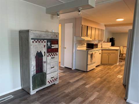 7175 Fairlane Avenue, Brooksville FL - photo 9 of 34