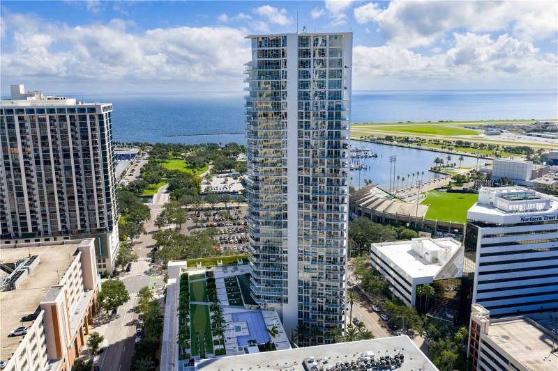 175 1ST STREET #2701 home for sale in Signature Place Condo