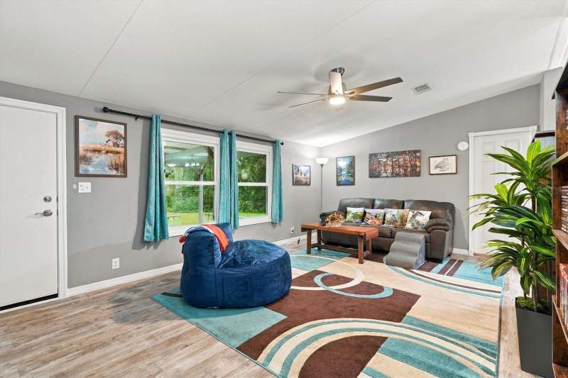 4 bedroom Manufactured Home at 17220 NE 28th Street, Pinewood Estates, Williston — photo 3