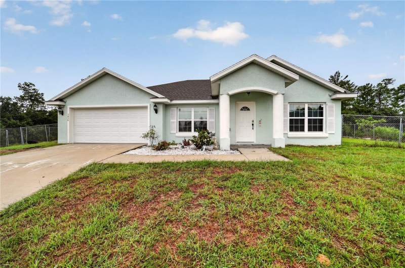 3 bedroom Single Family Residence at 3050 SW 177th Place Road, Marion Oaks Un 06, Ocala — photo 3