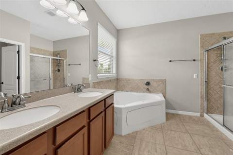 12218 Lavender Loop, Bradenton FL - photo 20 of 47