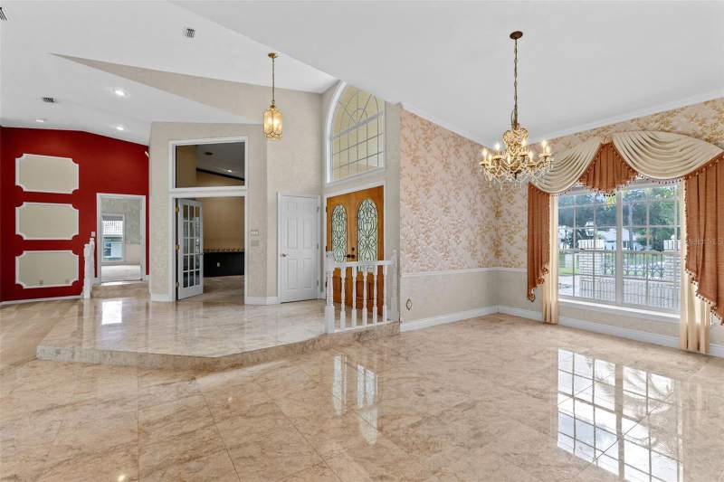 4 bedroom Single Family Residence at 738 BEAR CREEK CIRCLE, BEAR CREEK ESTATES, WINTER SPRINGS — photo 4