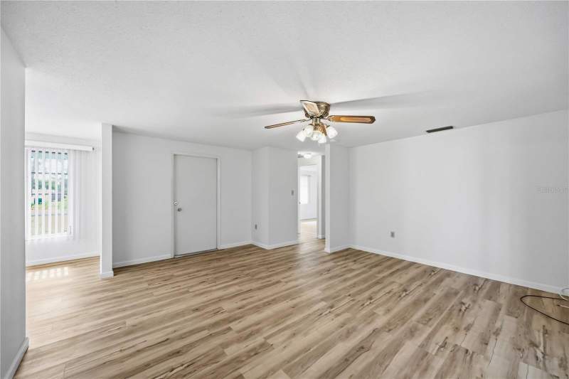 2 bedroom Single Family Residence at 3249 Sunrise Trail, Port Charlotte Sec 001, Port Charlotte — photo 5