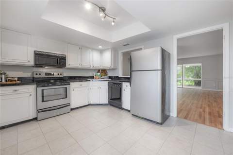 10391 Carrollwood Lane #294, Tampa FL - photo 11 of 60
