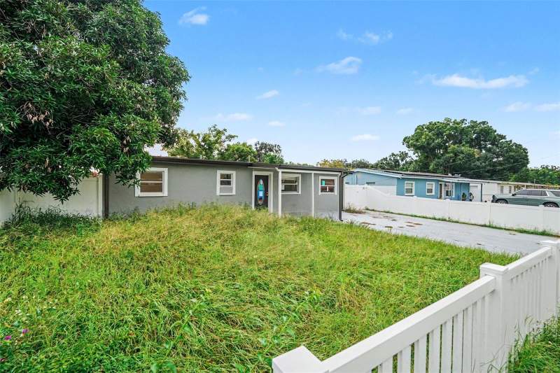 3 bedroom Single Family Residence at 10925 N Florence Avenue, Balincort Heights 3, Tampa — photo 5