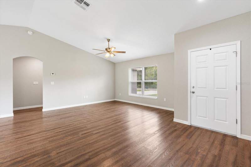 3 bedroom Single Family Residence at 35 Guava Terrace Radial, Silver Spgs Shores Un 42, Ocklawaha — photo 4