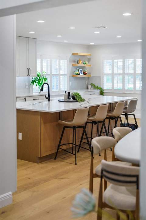 480 W Davis Boulevard, Tampa FL - photo 8 of 74