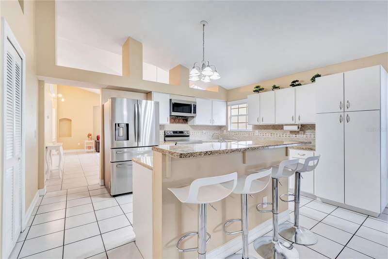 4 bedroom Single Family Residence at 3101 Cayman Way, Mystic At Mariners Village, Orlando — photo 2