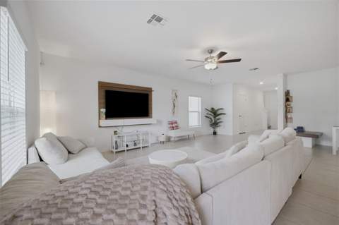 6453 Back Forty Loop, Zephyrhills FL - photo 14 of 52