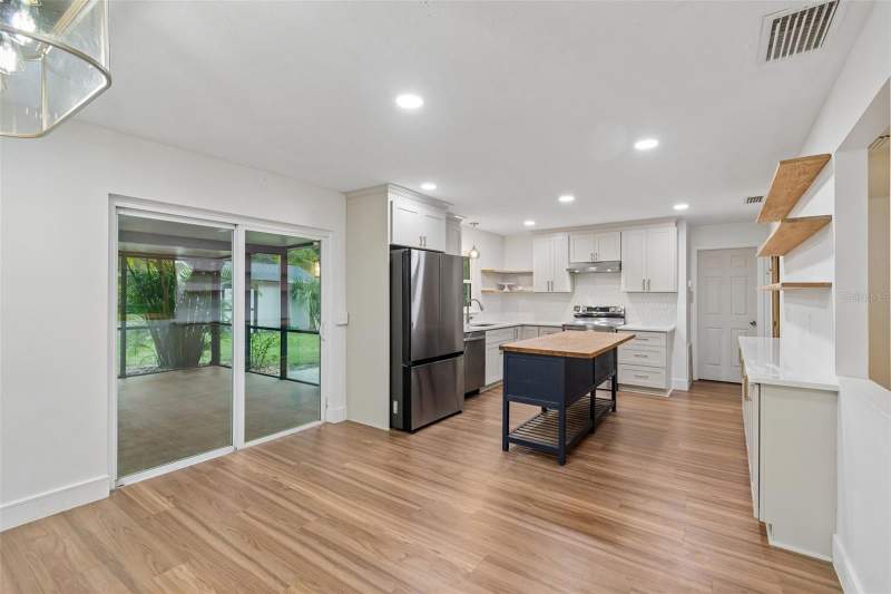 4 bedroom Single Family Residence at 6214 15th Avenue, Fernandez J F Sub, Tampa — photo 5
