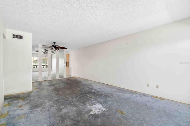 2 bedroom Condominium at 2284 Spanish Drive #50, On Top Of The World, Clearwater — photo 5