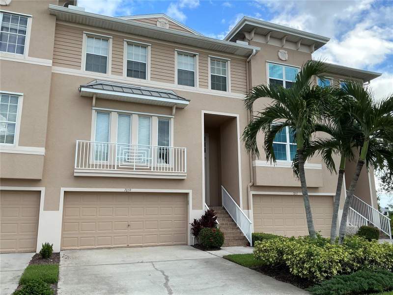 3 bedroom Townhouse at 7059 Islamorada Circle, Seminole Isle, Seminole — photo 2