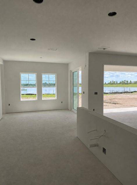 5 bedroom Single Family Residence at 18712 Heartland Place, Star Farms, Lakewood Ranch — photo 3