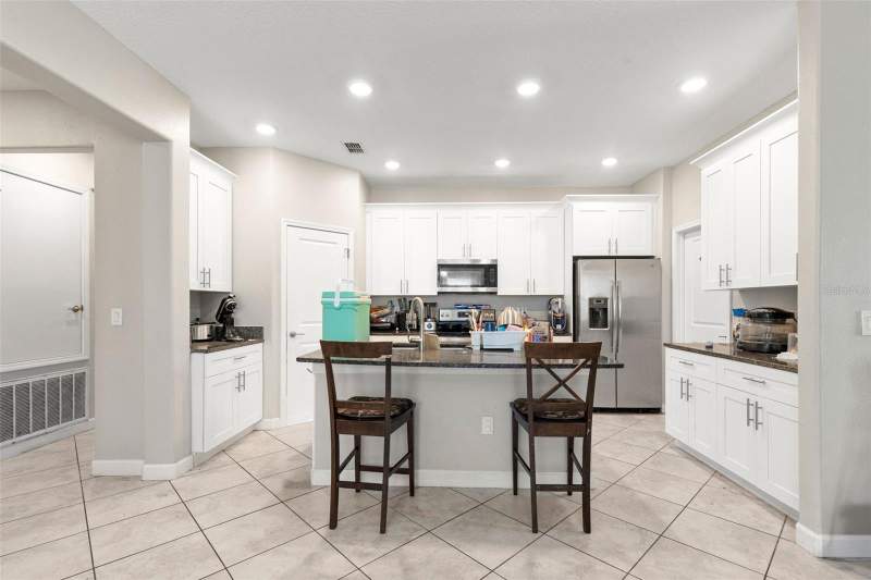 4 bedroom Single Family Residence at 13244 Satin Lily Drive, Triple Creek Ph 2 Village F, Riverview — photo 3