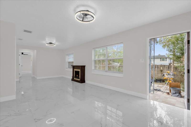 3 bedroom Single Family Residence at 7506 Mott Avenue, Mc Neils Orange Villa, Orlando — photo 2