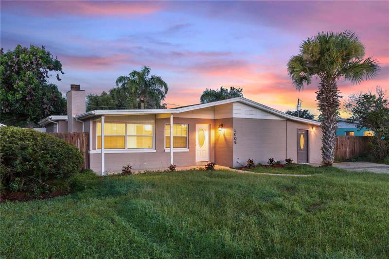1008 KEATS AVENUE home for sale in Sky Lake