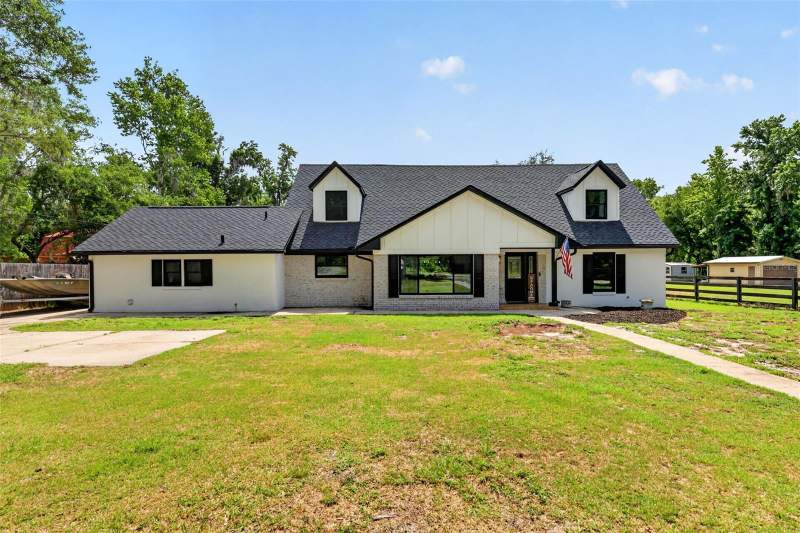 4 bedroom Single Family Residence at 32589 OKALOOSA TRAIL, NORTH HARBOR ACRES, SORRENTO — photo 1