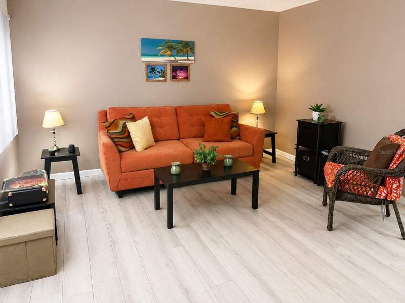 2 bedroom Condominium at 5810 21st Street #2, Town Apts Condo, St Petersburg — photo 2
