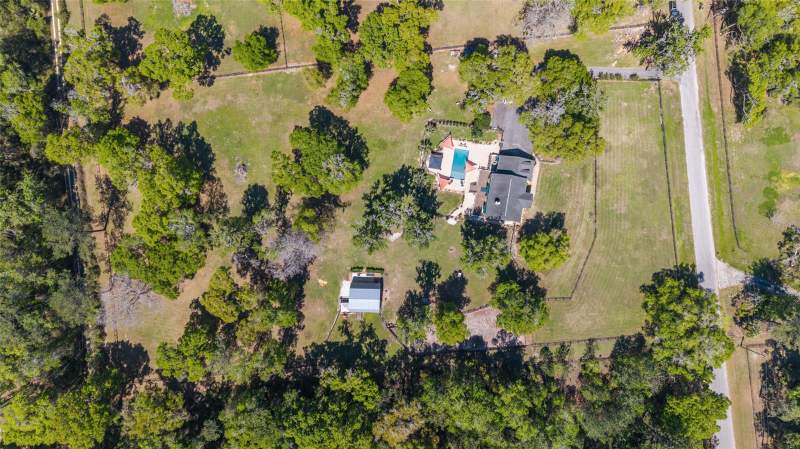 5 bedroom Single Family Residence at 9220 SW 19th Avenue Road, Shady Road Ranches, Ocala — photo 2
