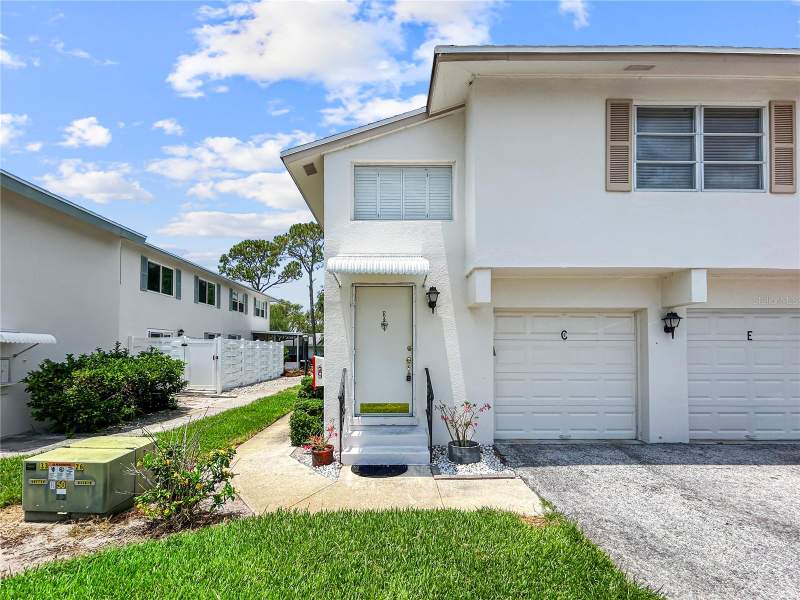 1 bedroom Condominium at 3265 40th Way #E, West Shore Village One, St Petersburg — photo 4