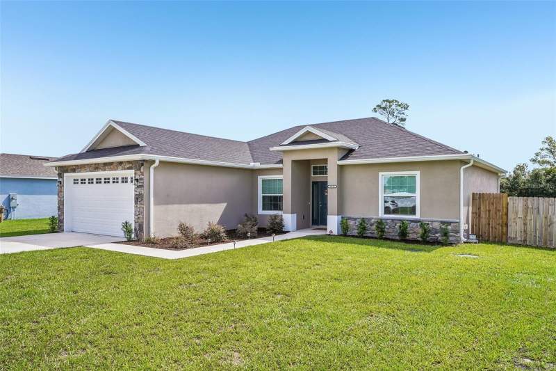 4 bedroom Single Family Residence at 40688 E 9th Avenue, East Umatilla, Umatilla — photo 3