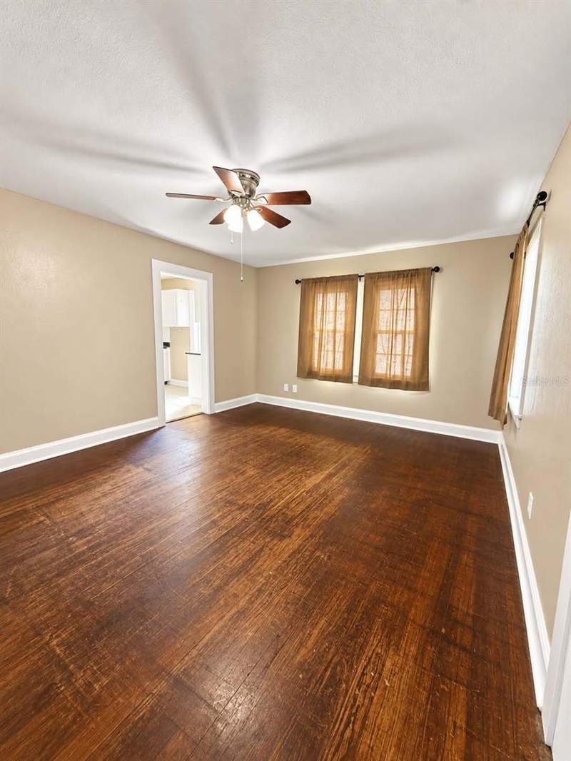 3 bedroom Single Family Residence at 230 E Polk Avenue, L.J. Johnson Subdivision, Lake Wales — photo 3