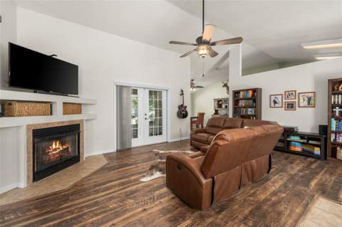 646 NE 2nd Street, Williston FL - photo 7 of 39