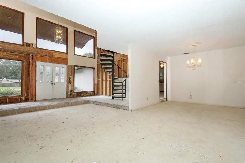 3 bedroom Single Family Residence at 312 Kimberly Court, Shadow Lake Woods, Sanford — photo 3