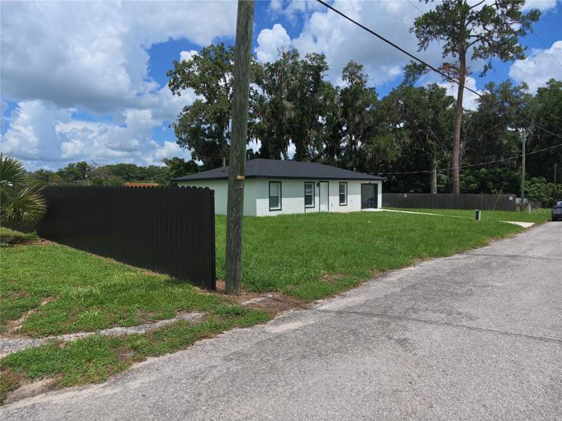 3 bedroom Single Family Residence at 3400 SE 11th Avenue, Ocala, Ocala — photo 3