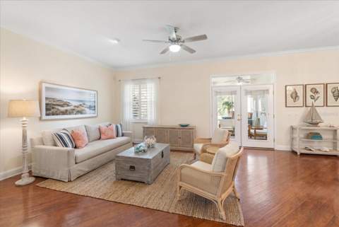5243 Foxhunt Drive, Wesley Chapel FL - photo 9 of 45