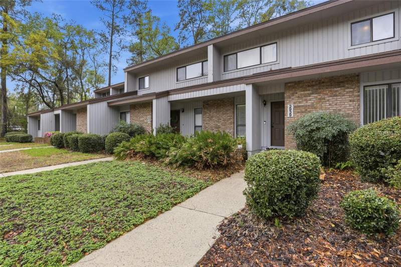 2 bedroom Villa at 3939 NW 29th Lane, Pebble Creek Villas, Gainesville — photo 3