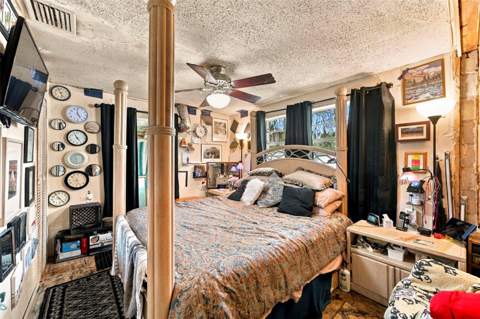 7051 Washington Street, New Port Richey FL - photo 15 of 55