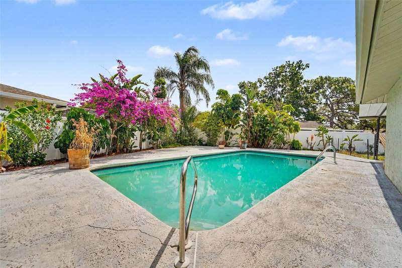 4 bedroom Single Family Residence at 10938 Salt Tree Drive, Driftwood Village, Port Richey — photo 5