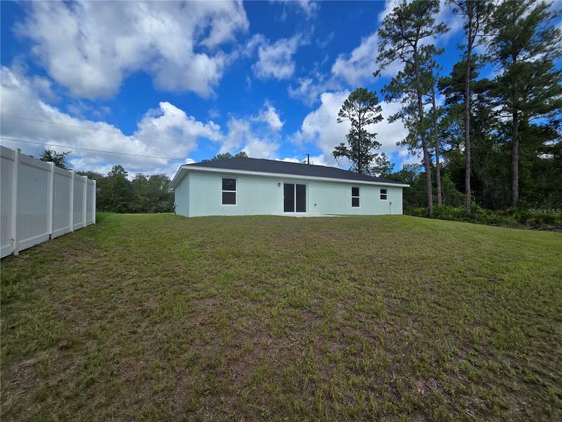 3 bedroom Single Family Residence at 35 Sequoia Trail, Silver Spgs Shores Un 44, Ocklawaha — photo 2