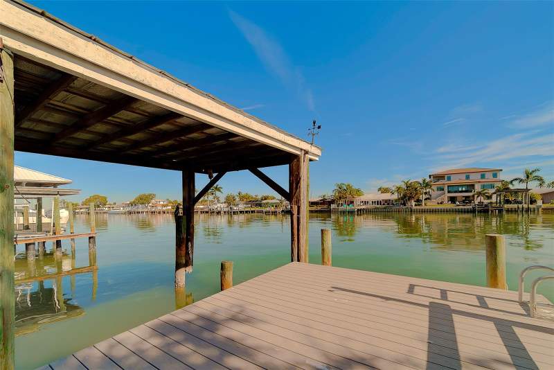 4 bedroom Single Family Residence at 207 Midway Island, Island Estates Of Clearwater, Clearwater Beach — photo 2