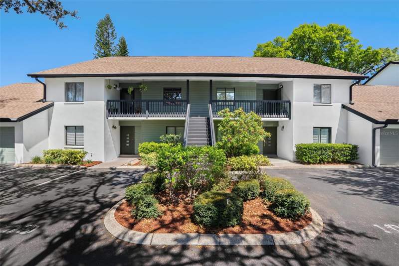 Carrollwood Place A Condominiu