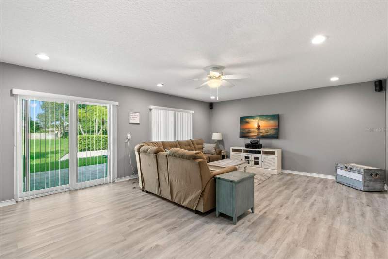 3 bedroom Townhouse at 2376 Hanover Drive, Curlew Landings, Dunedin — photo 4