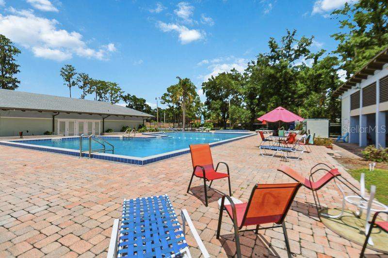2 bedroom Townhouse at 3062 Stonecastle Road, Royal Manor Villas, Orlando — photo 2