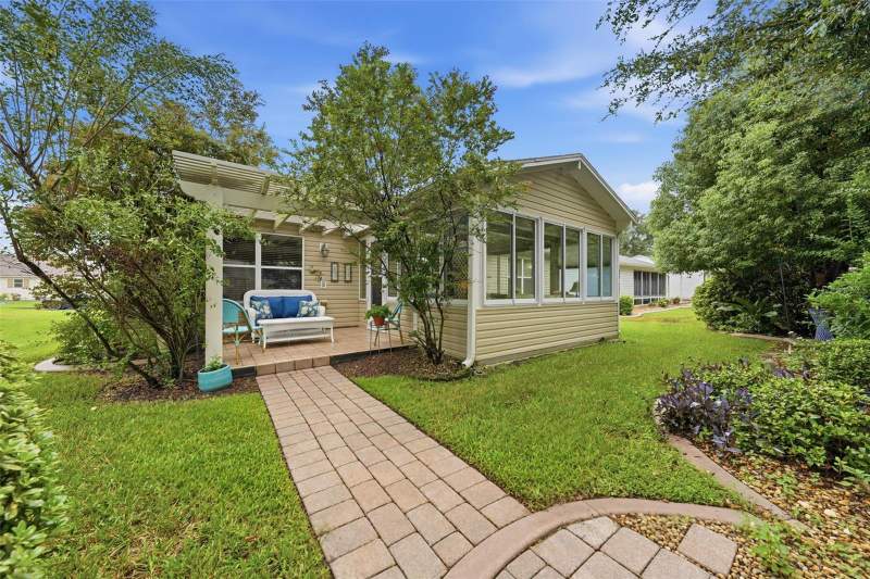 3 bedroom Single Family Residence at 2800 Plainridge Loop, Villages Of Sumter, The Villages — photo 4