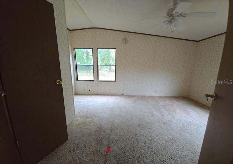 3 bedroom Manufactured Home at 12906 NW 38th Avenue, Not In Community, Reddick — photo 3