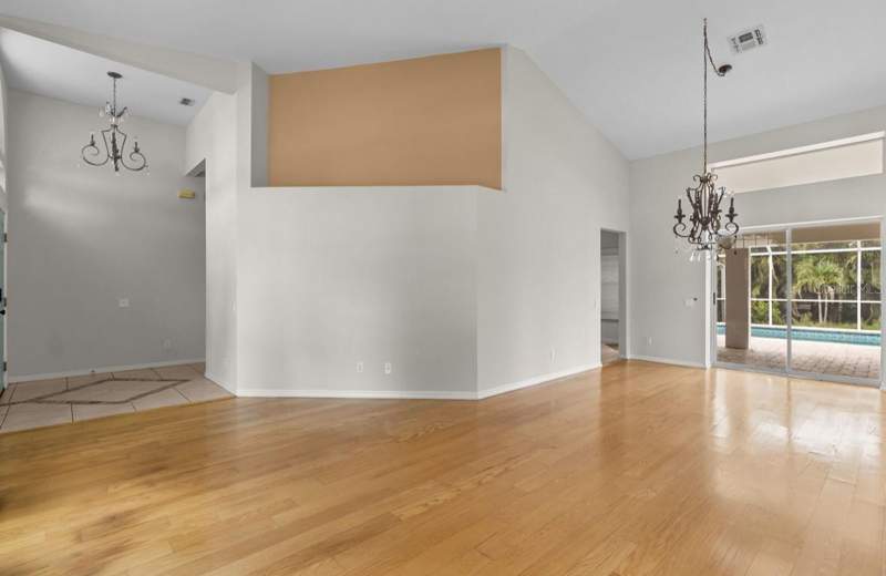 4 bedroom Single Family Residence at 1040 Bay Harbor Drive, Bay Harbor Estate, Englewood — photo 5