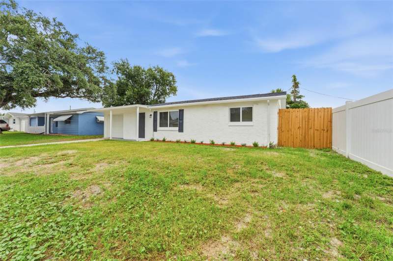 3 bedroom Single Family Residence at 3306 Cantrell Street, Eastwood Acres, Holiday — photo 2