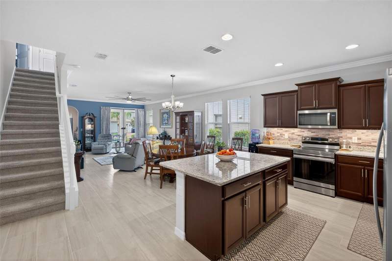 3 bedroom Single Family Residence at 16933 Oakboro Street, Waterleigh Ph 3A, Winter Garden — photo 4