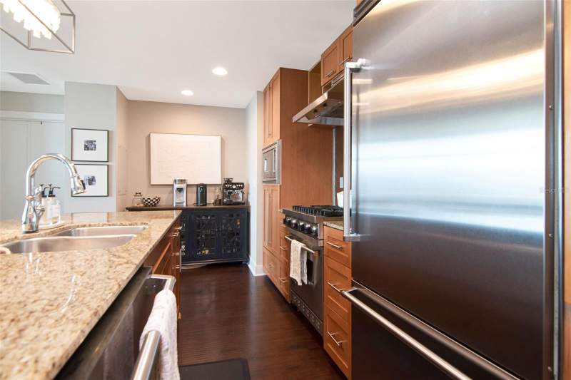 2 bedroom Condominium at 1120 E Kennedy Boulevard #1211, Grand Central At Kennedy Resid, Tampa — photo 5