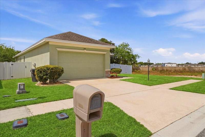 4 bedroom Single Family Residence at 1789 Kingsmill Drive, James Town Place Ph 2, Bartow — photo 3