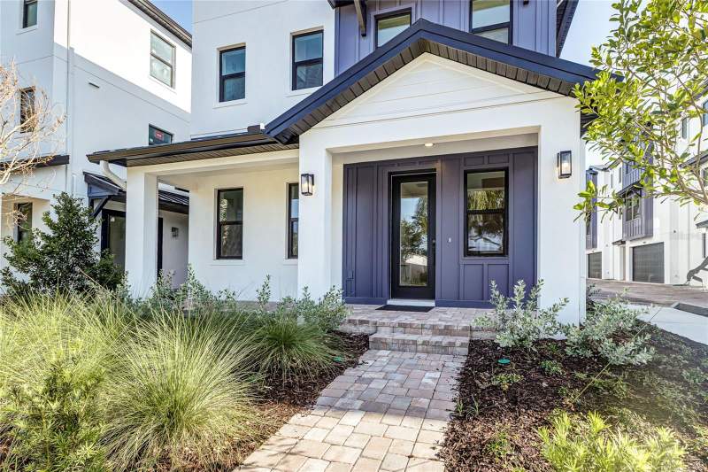 3 bedroom Townhouse at 3009 1st Avenue, Blanc Townhomes, St Petersburg — photo 2