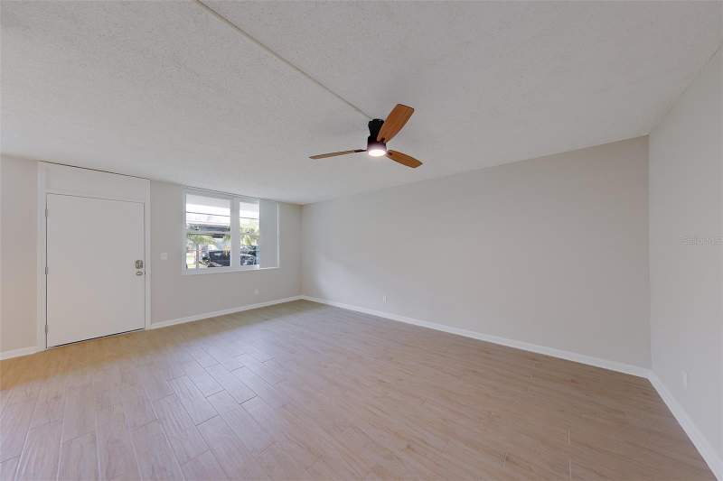1 bedroom Condominium at 4715 Bay Street #132, Winston Park Northeast, St Petersburg — photo 2